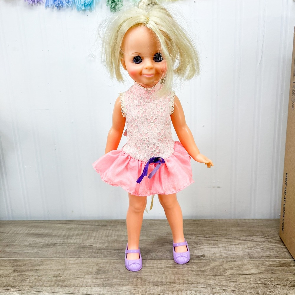 Vintage 1970 Ideal Movin Groovin Velvet Doll Blonde Braids Pink Lace Dress 15"